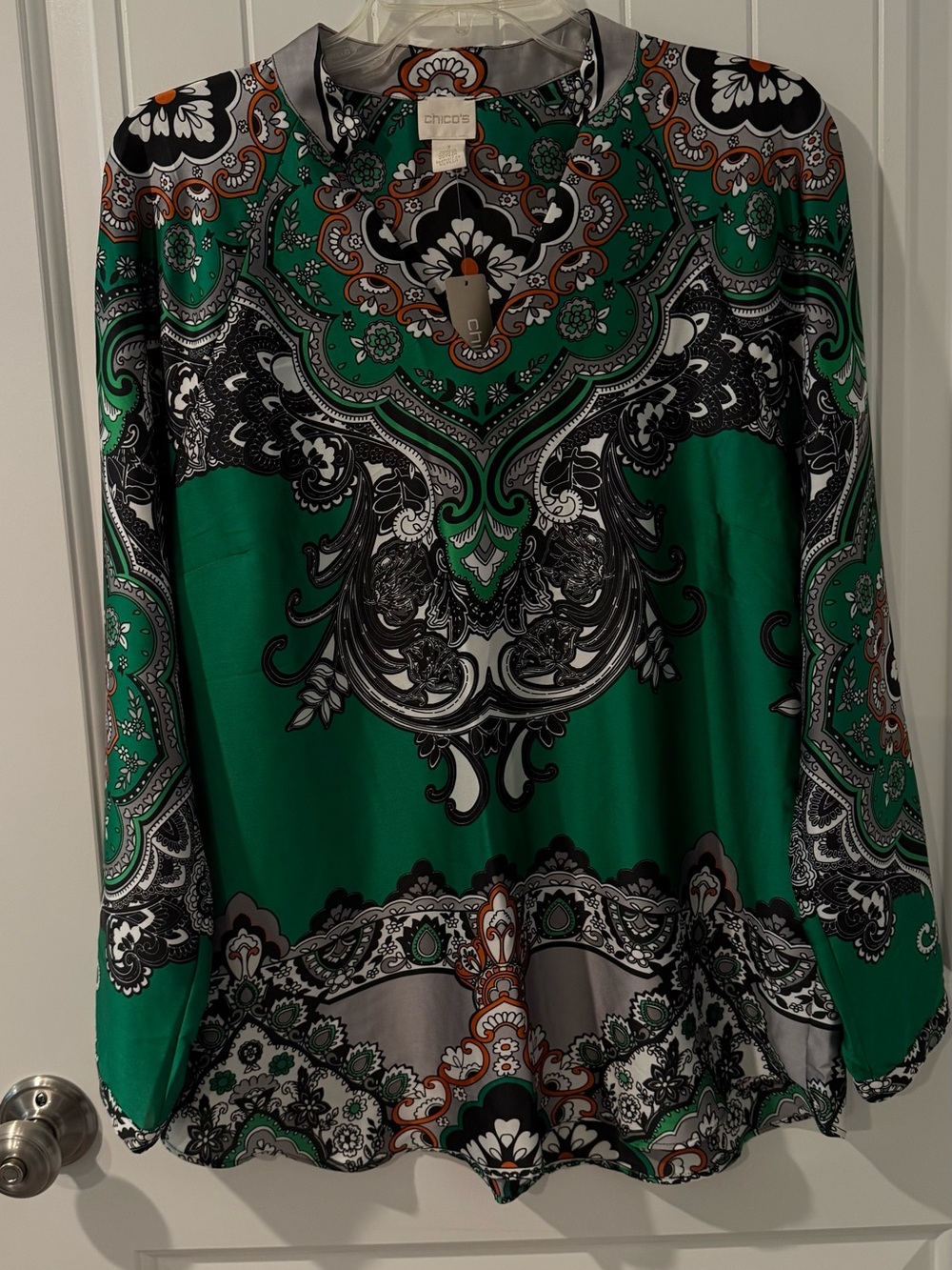 Chico's Green Paisley-Print Blouse with Black & White Accents NEW